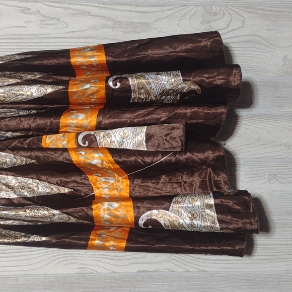 Beautiful Flowy Mini Dress - Picture 6 of 15